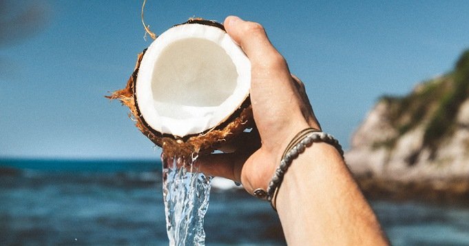 Baño con agua de coco