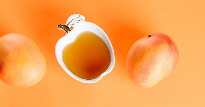 Ofrenda a Oshún con mango y miel