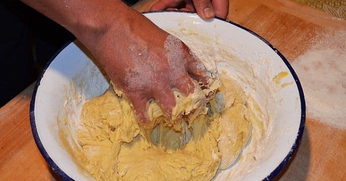 Bolas de maíz como ofrendas a Yemayá